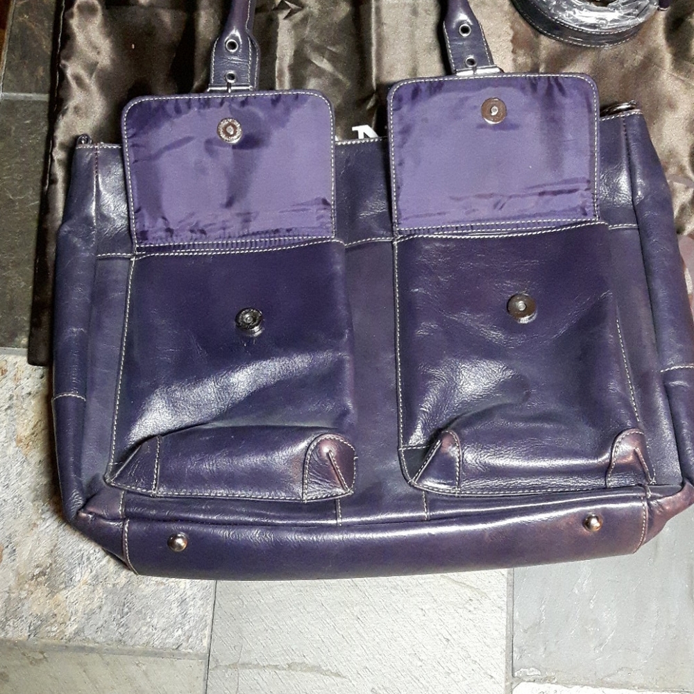 Purple leather bag - Picture 4 of 7